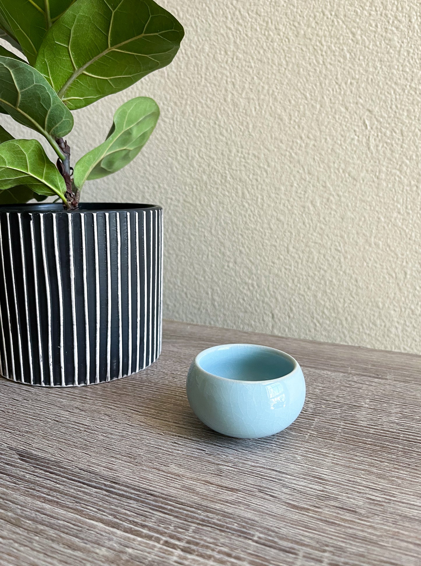 Handcrafted Sky-blue Agate-Glaze Ceramic Matcha Teacup (Ru Yao)